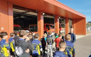 Visite à la caserne de pompiers de Sérignan du Comtat