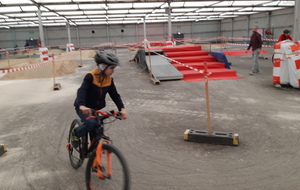 Et pour finir, le groupe a eu droit à tester le cyclo cross !